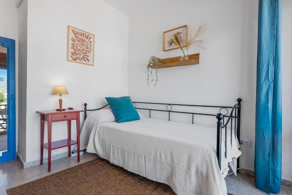 Central Beach Apartment With Free Parking And Pool Marbella Esterno foto
